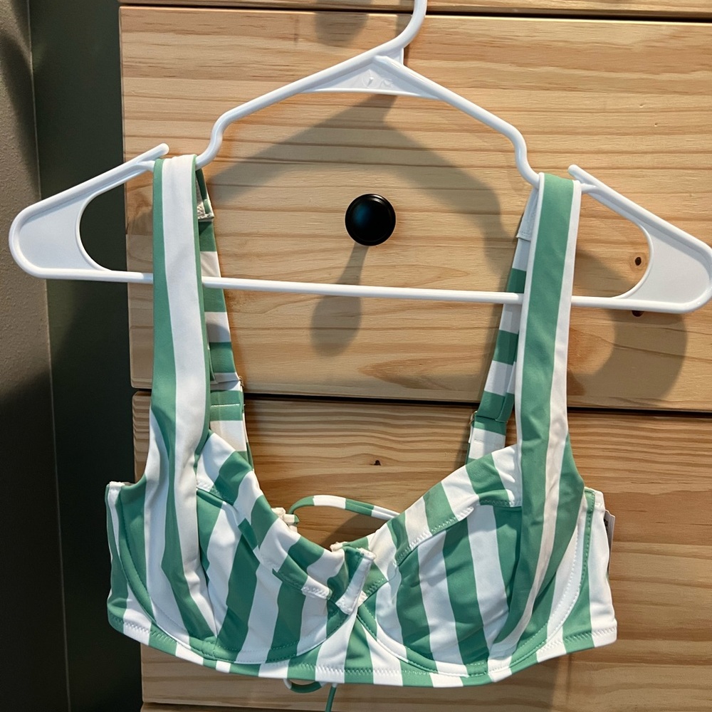 Victoria’s Secret Bikini Top